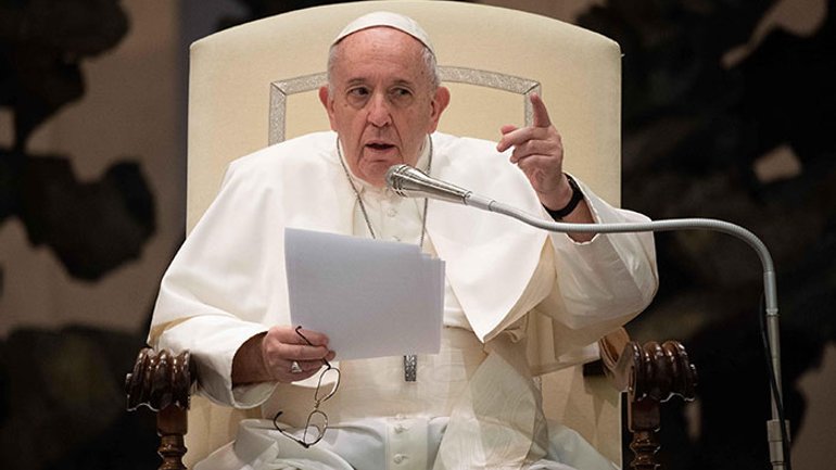 Папа Франциск рассматривает вопрос визита в Украину - посол - фото 1