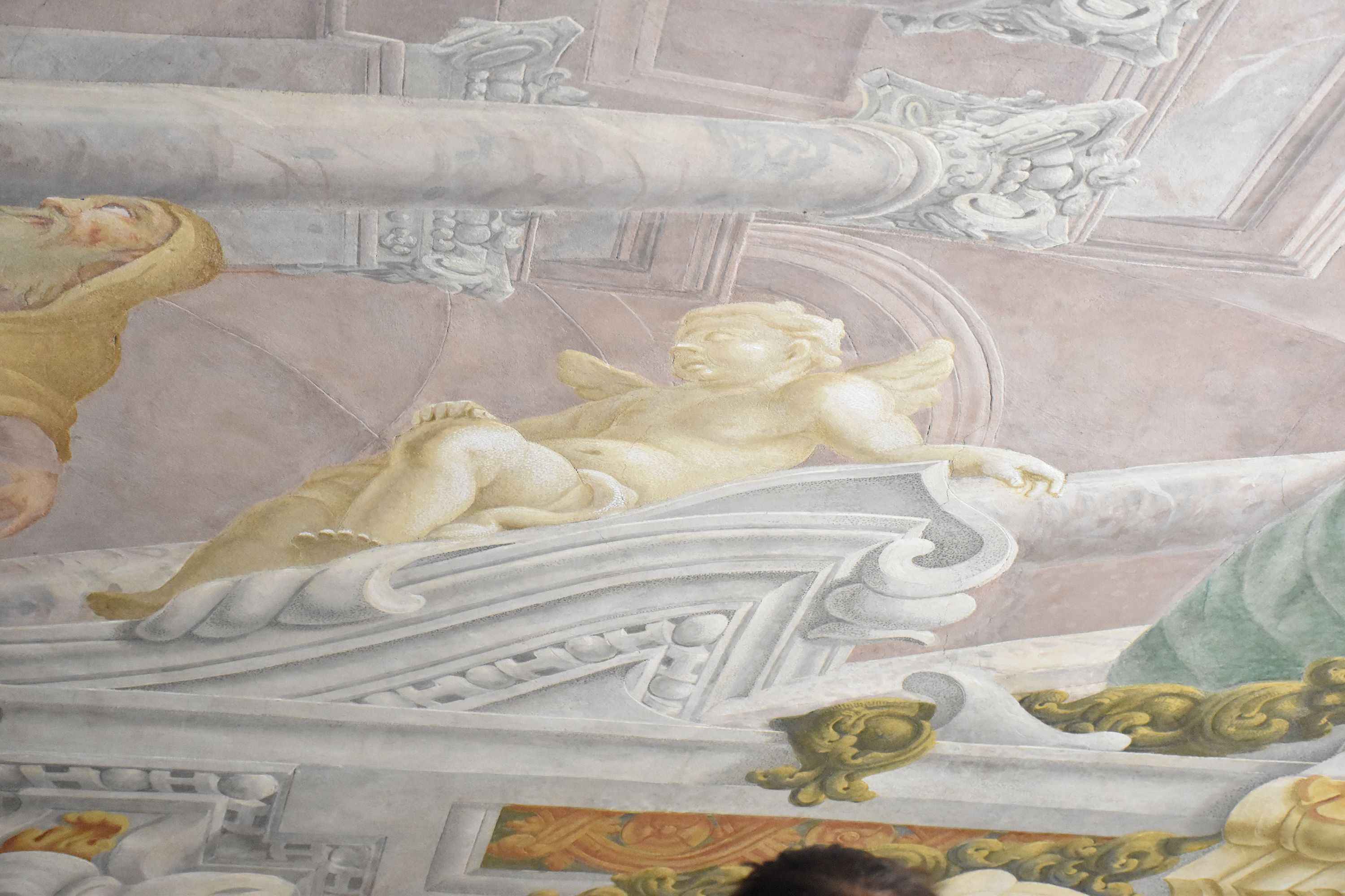 Гарнізонний храм Львова відкриває свої фрески - фото 82058