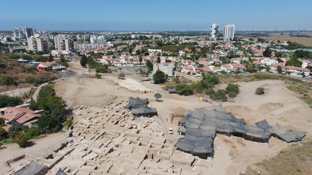 Археологи розкопали залишки споруд духовного центру юдаїзму періоду другого храму - фото 83439