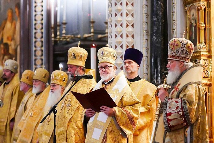 Патріарх Кирил та архієпископ Іоанн Реннето (ліворуч від нього) - фото 83971