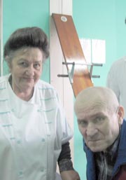 8 років подає допомогу інвалідам міста Нововолинська християнський медико-реабілітаційний центр