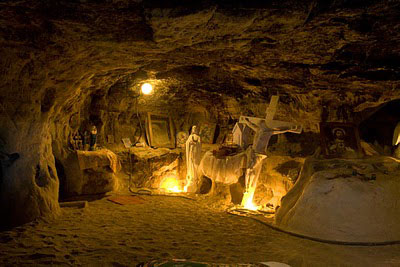 Печерний монастир в Страдчі