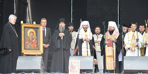 Межконфессиональная молитва на День города Львова (май, 2011)