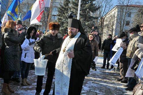 Освячення Євромайдану в Луганську