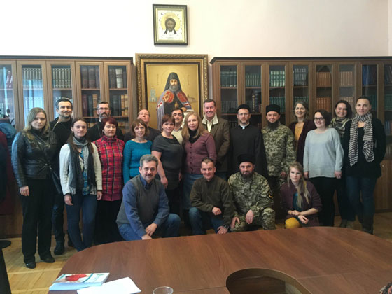 Д-р Кріс Сайпл серед учасників зустрічі в Києві