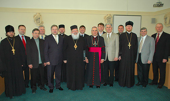 Квітень 2008 р., учасники Наради представників християнських Церков України