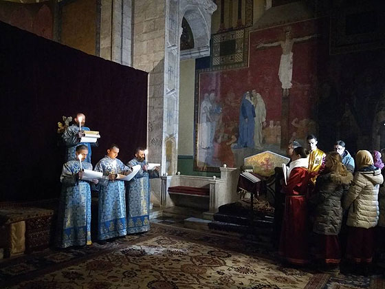 Надвечір’я Богоявлення у Львівському вірменському соборі. Фото Максима Тимо