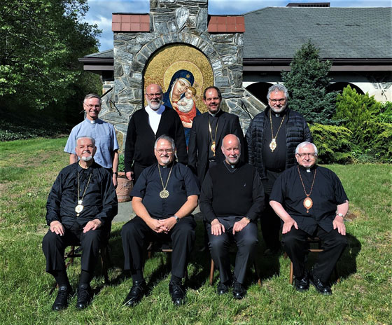 Єпископи УГКЦ в Канаді і США