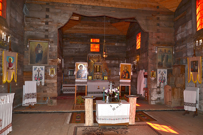 Церква св. Параскеви із села Стоянів