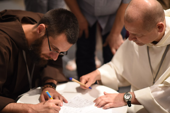 Документ для Папського Синоду підписують душпастирі молоді