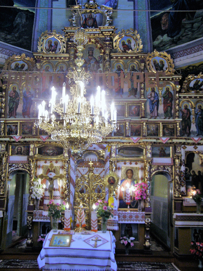 Унікальний іконостас черепинської церкви. Фото, надане церковною громадою.