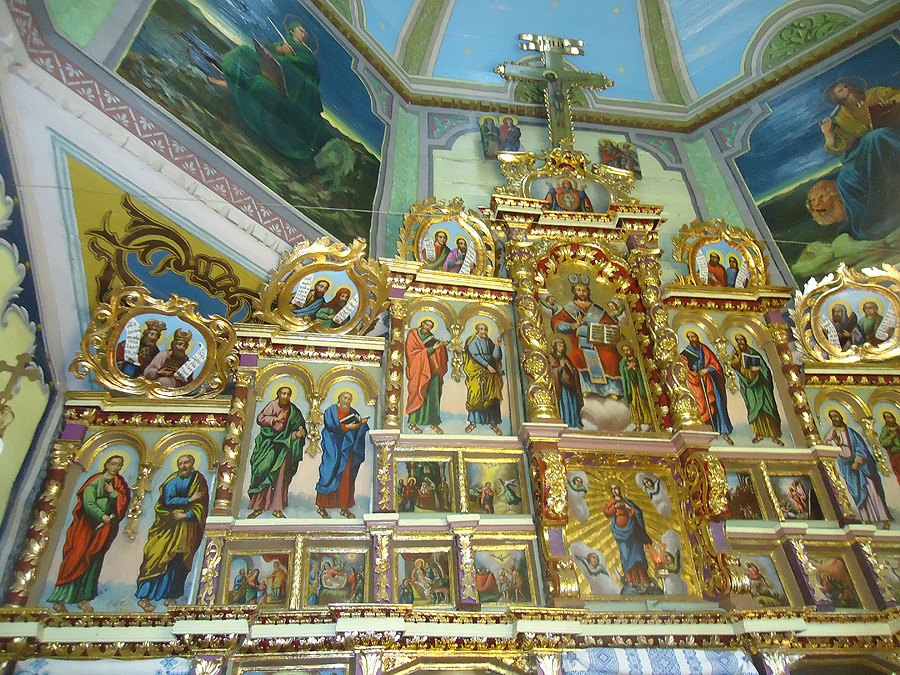 Унікальний іконостас черепинської церкви. Фото, надане церковною громадою.