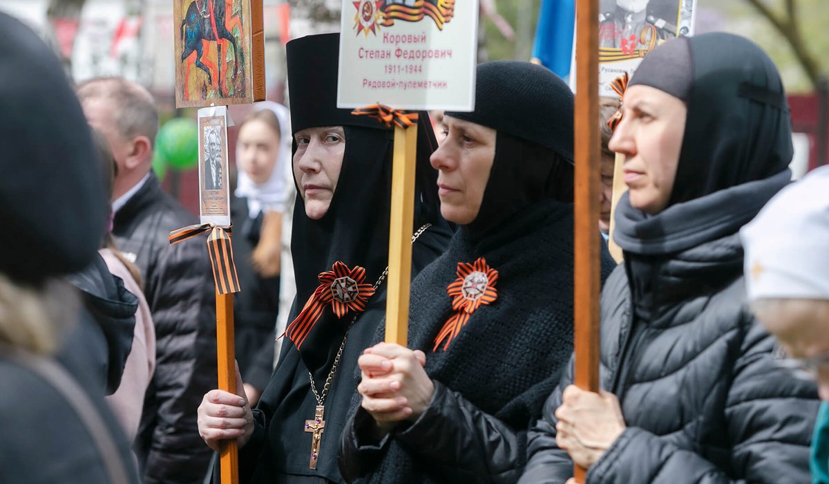 Хода «Безсмертного полку» з Свято-Єлисаветинського монастиря. 9 травня 2024 року.  - фото 1