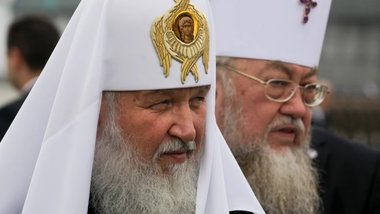 Patriarch Kirill of Moscow and Metropolitan Sava of Warsaw.