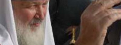 Moscow Patriarch Blesses Yanukovych for Presidency