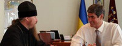 Председатель Запорожской ОГА пообещал епископу УПЦ поддерживать Церковь «в силу возможностей»