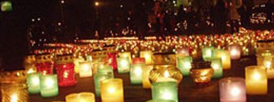 11 стран 25-28 ноября проведут мероприятия по почтению памяти жертв Голодомора 1932-33 годов в связи с 77-ой годовщиной трагедии.