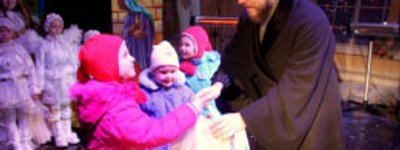 Благодійний різдвяний ярмарок "Три мішечки. Від Миколая до Різдва" зібрав 285 тисяч гривень для потребуючих дітей