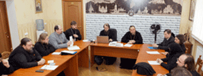 В УПЦ (МП) занялись вопросом украиноязычной богослужебной терминологии