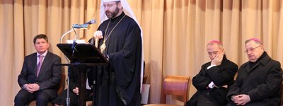 Украинскую елку в Ватикане вместе открывали духовенство РКЦ, УГКЦ и УПЦ (МП)