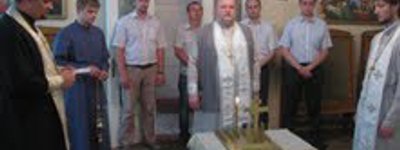 UOC-MP Clergy in Transcarpathian Region Pray for Symon Petliura