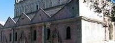 На Львовщине украли крышу одной из крупнейших в Европе синагог
