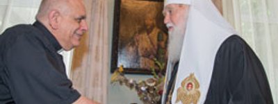 Патріарх Філарет розповів представнику Ватикану, як УПЦ КП допомагає хворим на ВІЧ та СНІД