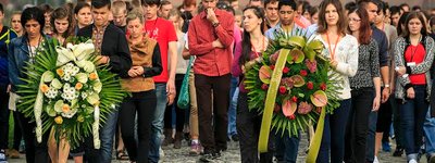 Ukrainian and Russian youth held a symbolic reconciliation action in Auschwitz