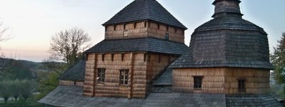 Памятки деревянной архитектуры Украины фиксируют в списках и фотографиях