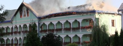 Рятувальники ліквідували пожежу в Банченському Свято-Вознесенському монастирі