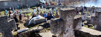 Одесити привели до ладу занедбаний козацький цвинтар