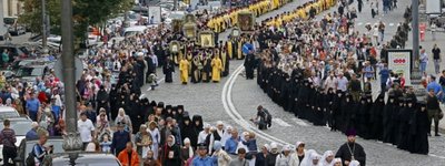 UOC KP: Moscow Patriarchate procession sponsored by the same politicians who sponsored anti-Maidan