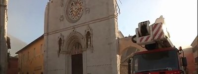 Папа молиться за постраждалих від землетрусів у центральній Італії