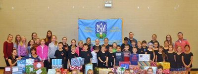 Понад 1800 подарунків зібрали СУМівці світу для дітей українських військових