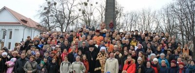 У Каневі духовенство та вірні УГКЦ започаткували Всеукраїнську акцію «Паростки єднання»