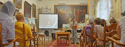 У Миколаєві презентували колекцію картин із зображенням лютеранських церков України