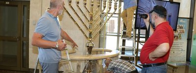 Dnipro hanukkiah  may appear in Guinness book