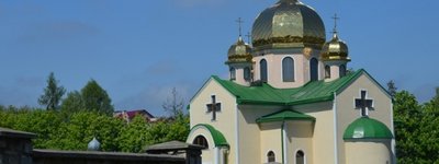 Несмотря на жалобы на притеснения, в Прикарпатье действует более трех десятков церквей и монастырей УПЦ (МП)