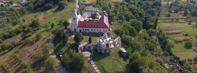 Імстичівський монастир з висоти пташиного польоту та історичний огляд