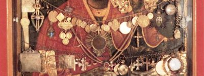 На Афоне похищены украшения с чудотворной иконы