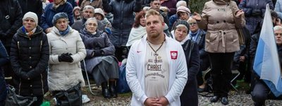 Поляки массово помолились на границе о спасении страны от ислама