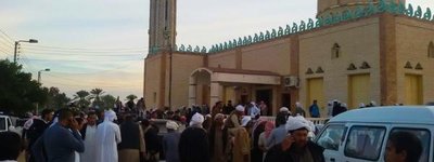 В Судане неизвестный напал с ножом на прихожан мечети во время молитвы