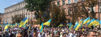 В МВД насчитали 65 тысяч в сегодняшнем крестном ходе в Киеве