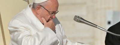 Папа лишил сана двух епископов
