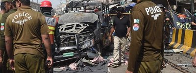 У Пакистані біля мечеті вибух: є жертви