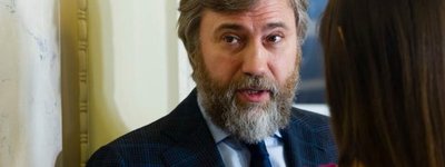 Печерський суд дав ГПУ місяць на завершення “церковної” справи Новинського