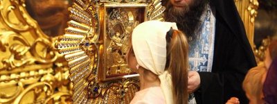 Монахи Почаевской лавры собирают факты исцеления после молитв в обители