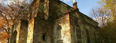 Золота галицька провінція: Забутий костел при дорозі в Березині