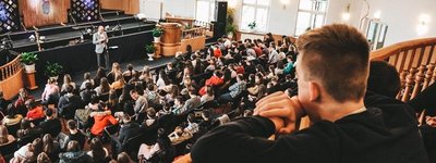 Баптисти зібрали у Житомирі 500 підлітків для місії серед однолітків