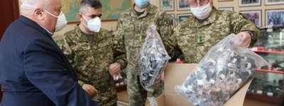 Церква закупила тисячу медичних масок для Національної академії сухопутних військ у Львові